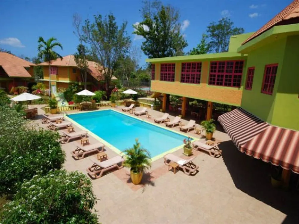 Oasis Resort Negril Hotel